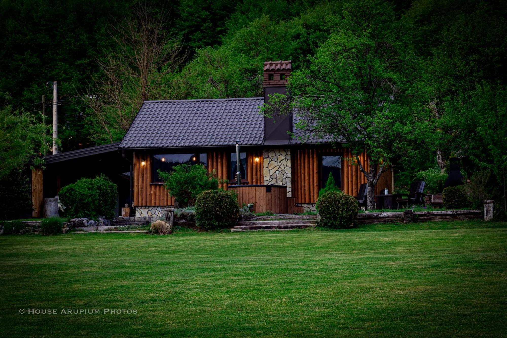 Villa House Arupium - Hot Tub Otočac Exterior foto